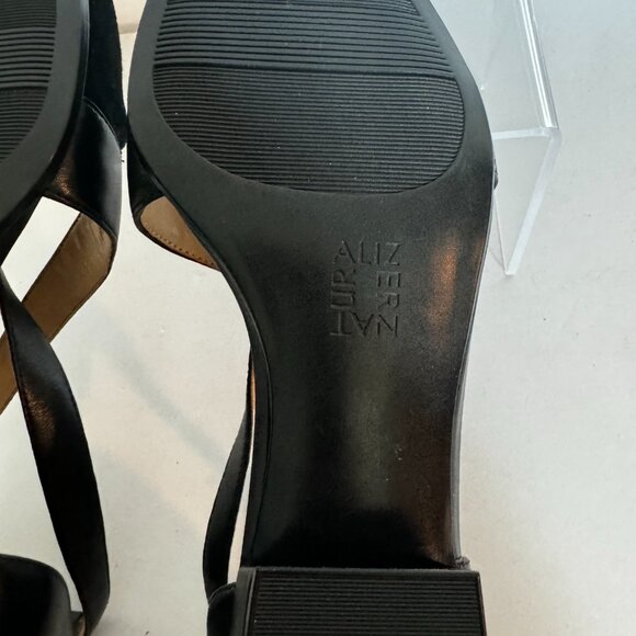 Naturalizer Women's Black Blakely Sandals Size 8.5 Ankle Strap 1" Block Heel Buc - Picture 11 of 13